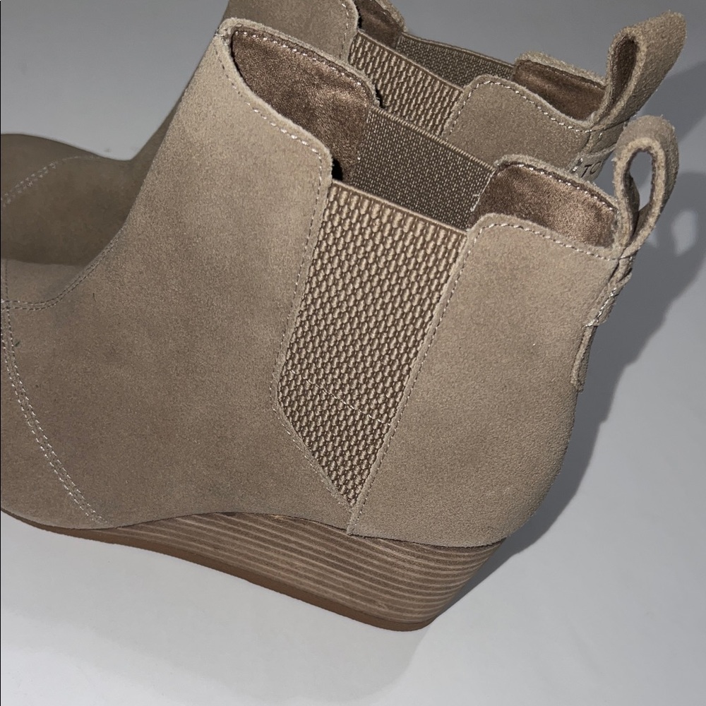 Toms Taupe Wedge Ankle Booties - Picture 4 of 9